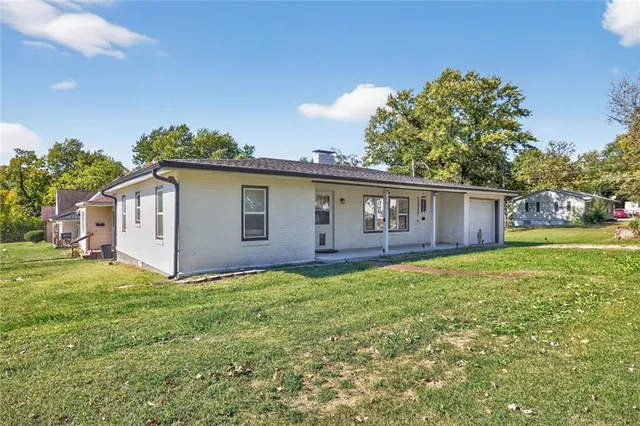 $199,000 | 701 North Cherry Street, Cameron, MO 64429