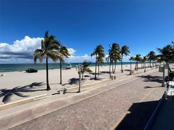 $339,900 | 310 South Broadwalk, Unit 3B, Hollywood, FL 33019