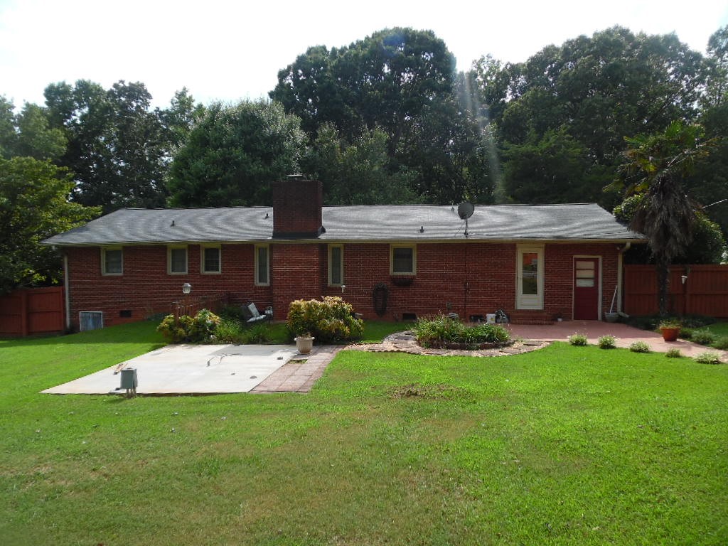 718 North Fishtrap Road Easley, SC 29640 - Photo 11 of 20