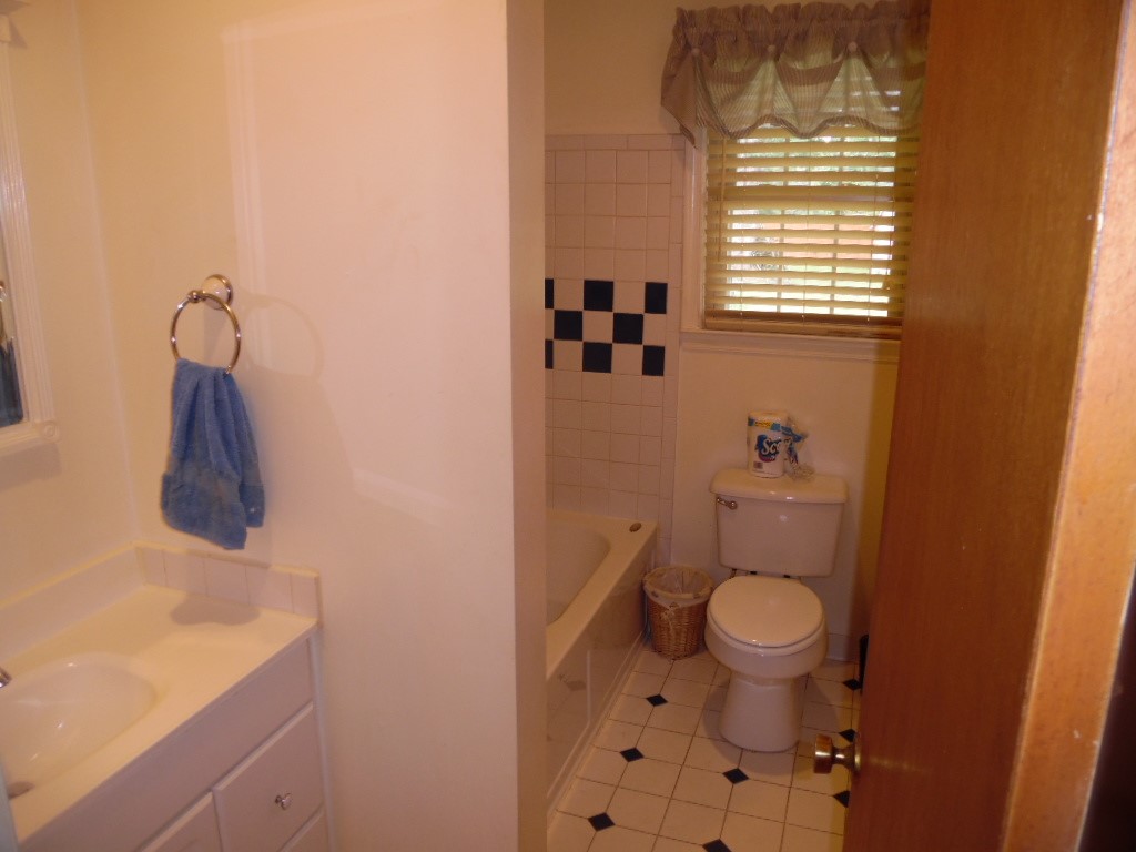 718 North Fishtrap Road Easley, SC 29640 - Photo 17 of 20