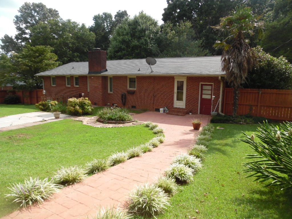 718 North Fishtrap Road Easley, SC 29640 - Photo 10 of 20