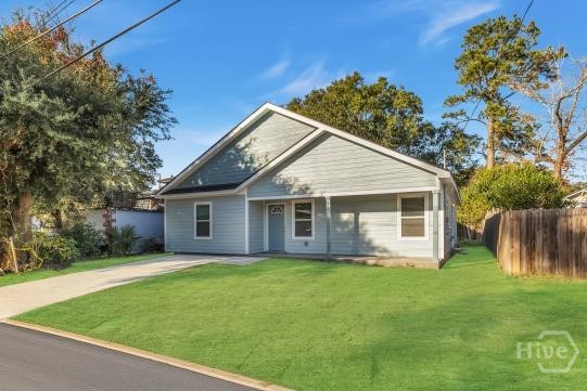 22 West 61st Street Savannah, GA 31405 - Photo 2 of 38