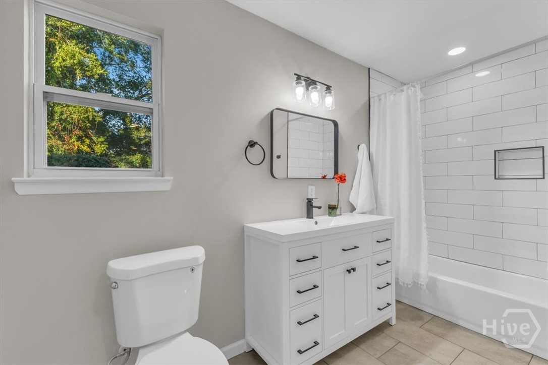 22 West 61st Street Savannah, GA 31405 - Photo 27 of 38