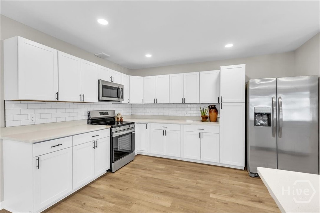 22 West 61st Street Savannah, GA 31405 - Photo 8 of 38