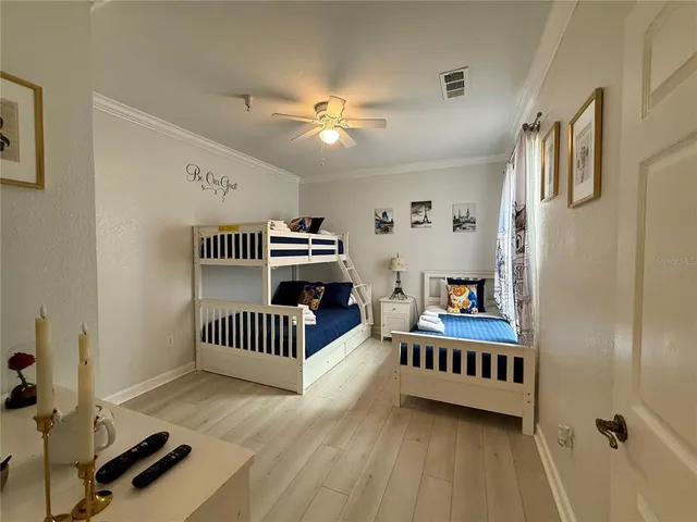 a view of livingroom with furniture and windows