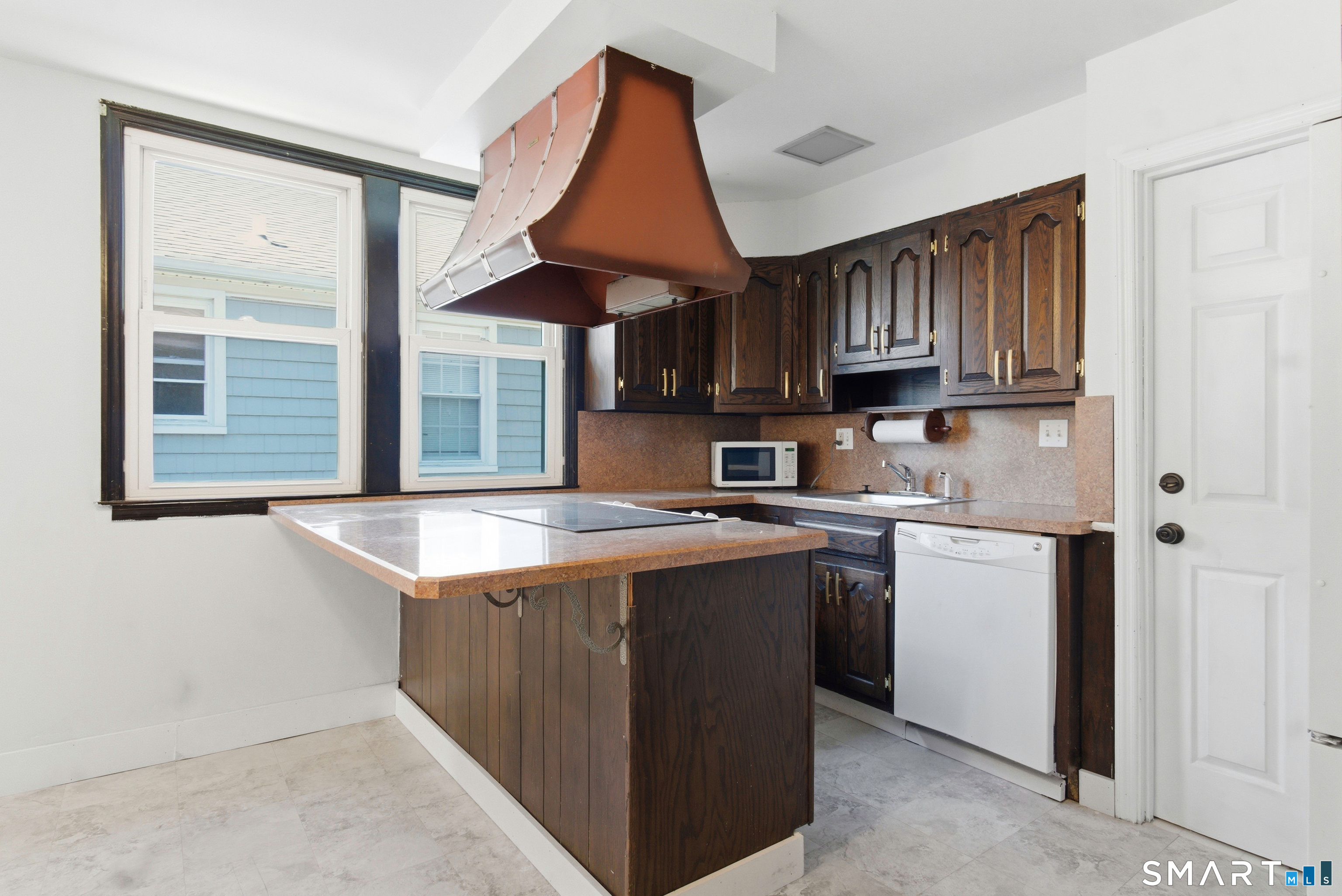 30 Coram Street, Unit 2 Hamden, CT 06517 - Photo 7 of 13