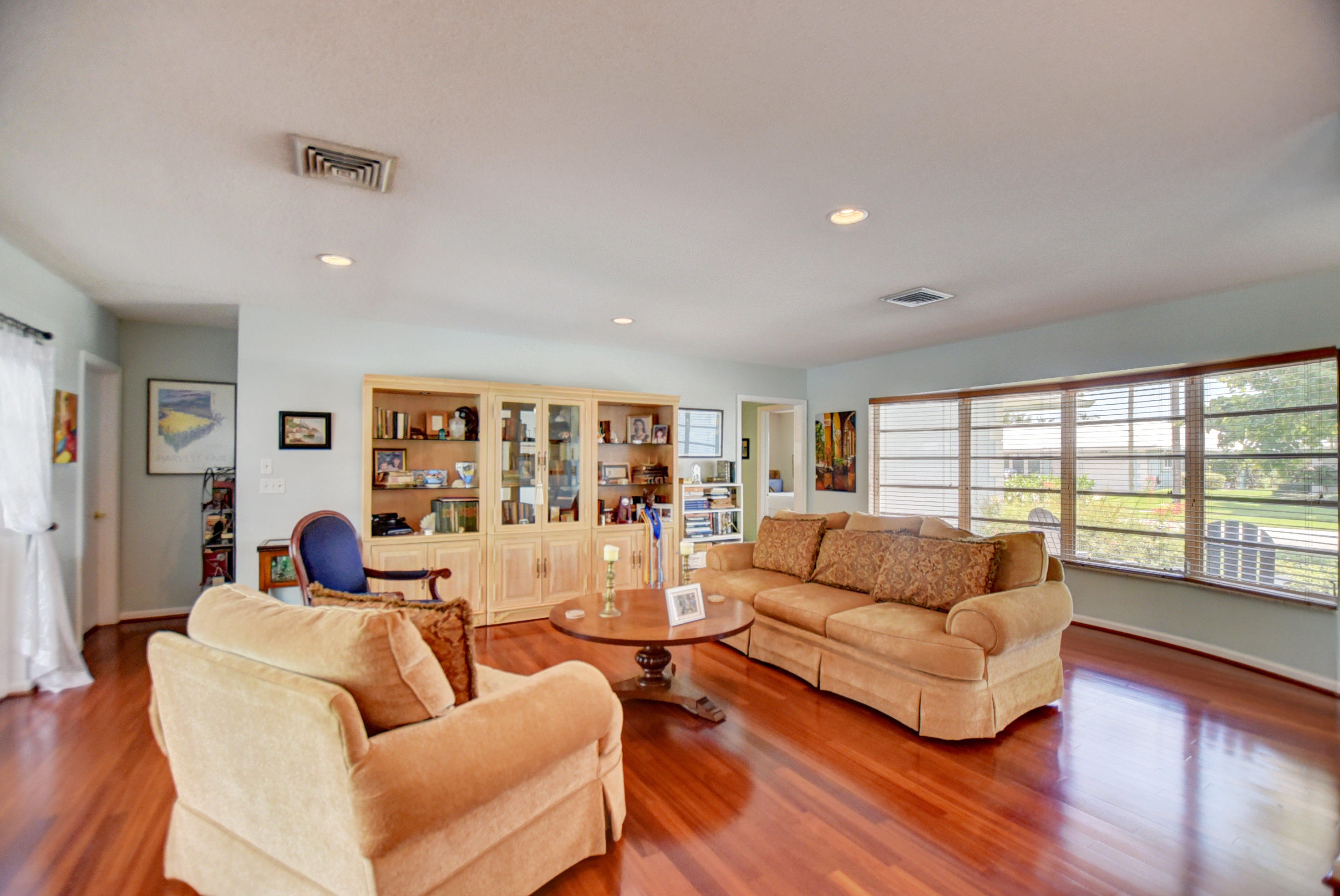 727 Apple Tree Lane Boca Raton, FL 33486 - Photo 7 of 42 Living area