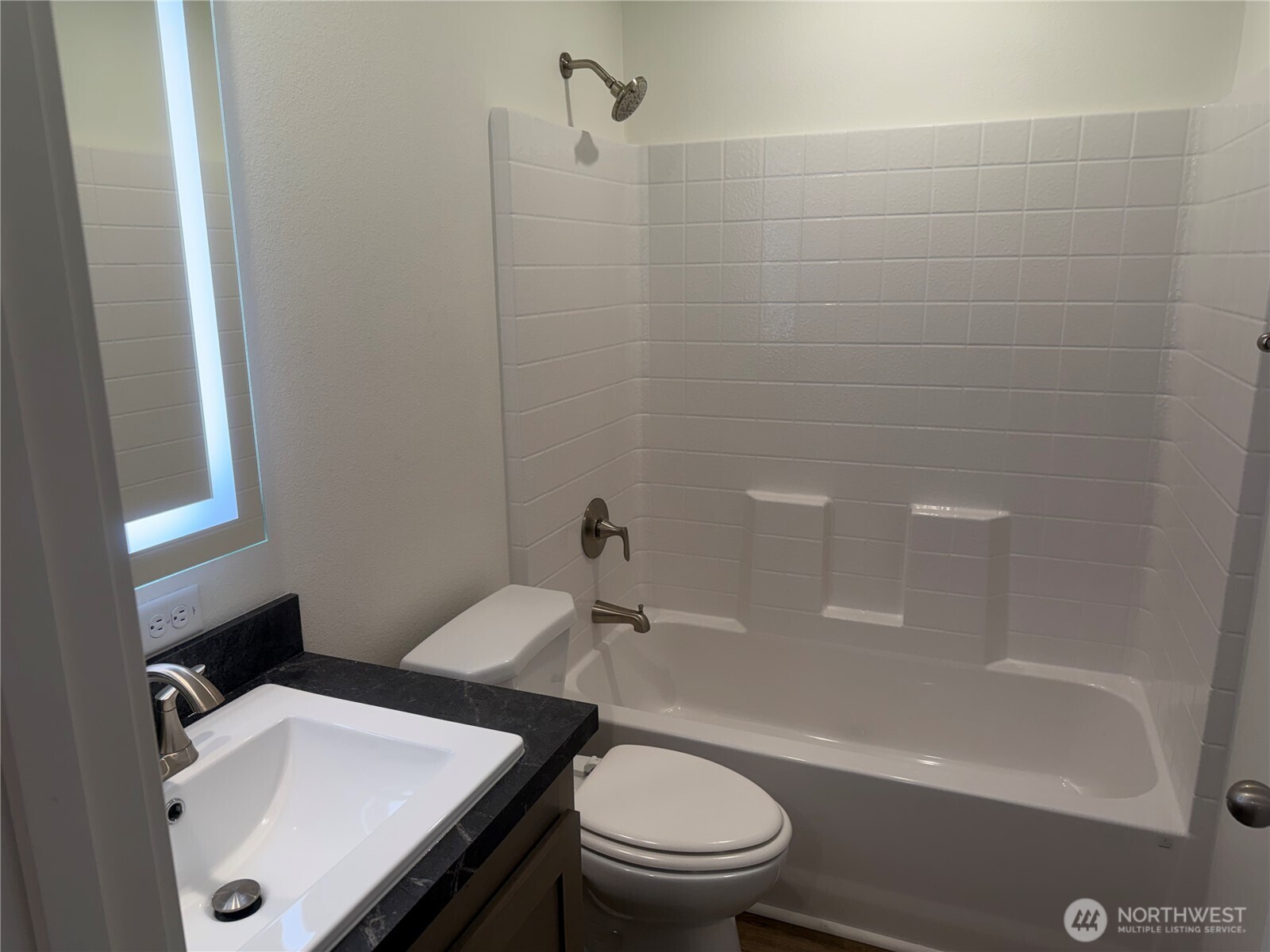 375 Union Avenue Southeast, Unit 8 Renton, WA 98059 - Photo 11 of 12 Gallery Image 11