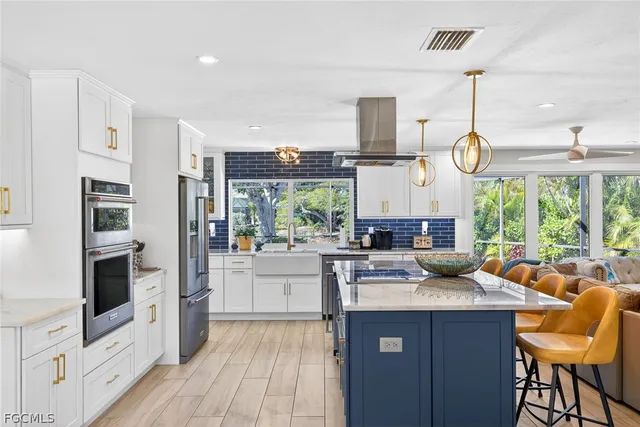 $929,000 | 1065 Fish Crow Road, Sanibel, FL 33957