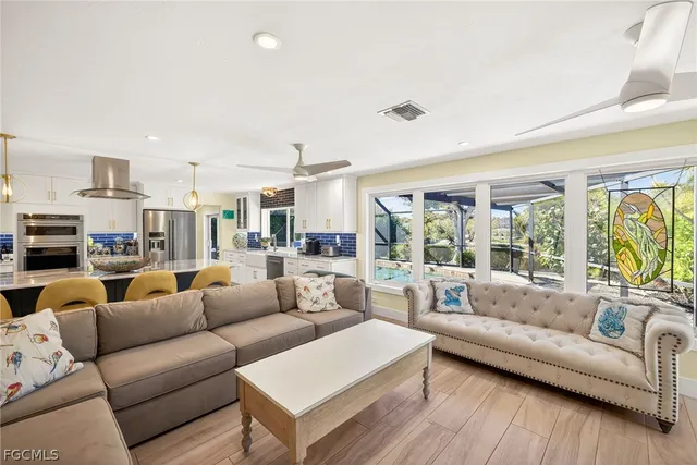 $929,000 | 1065 Fish Crow Road, Sanibel, FL 33957