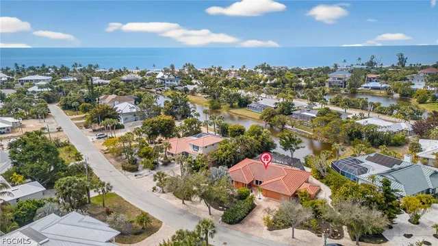 $929,000 | 1065 Fish Crow Road, Sanibel, FL 33957