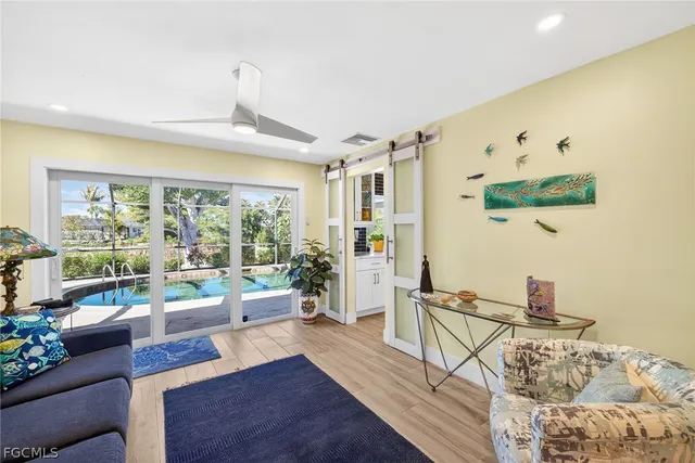 $929,000 | 1065 Fish Crow Road, Sanibel, FL 33957