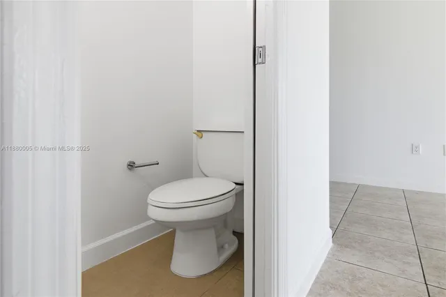 a bathroom with a toilet