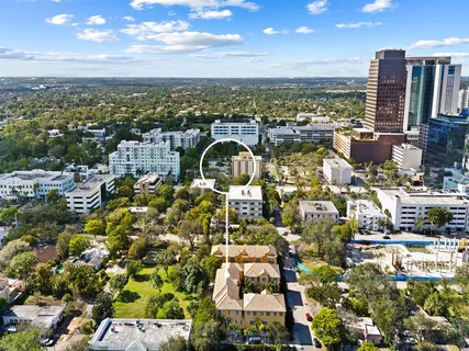 $638,000 | 506 Southeast 7th Street, Unit 304, Fort Lauderdale, FL 33301