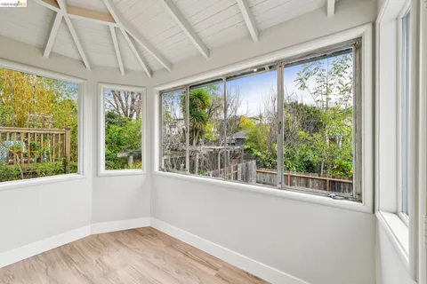 $995,000 | 4970 Coronado Avenue, Oakland, CA 94618