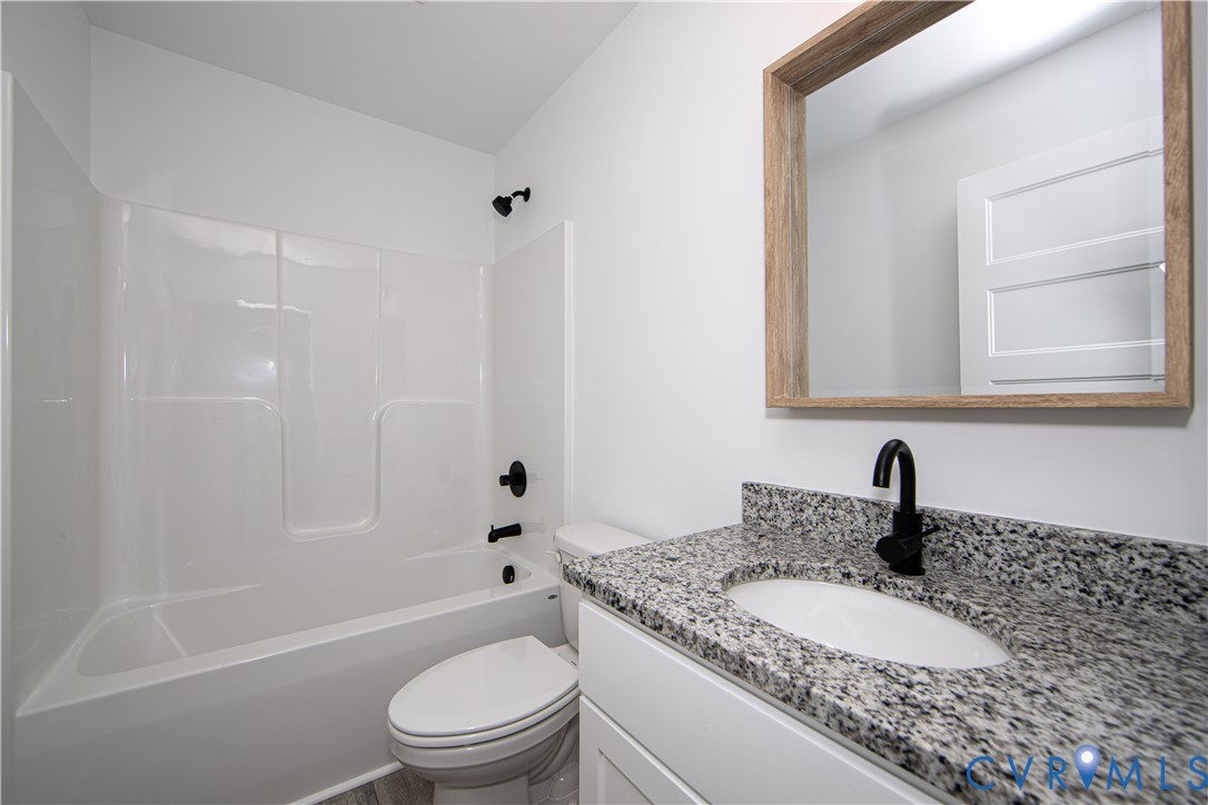 704 Columbia Road Columbia, VA 23038 - Photo 23 of 30