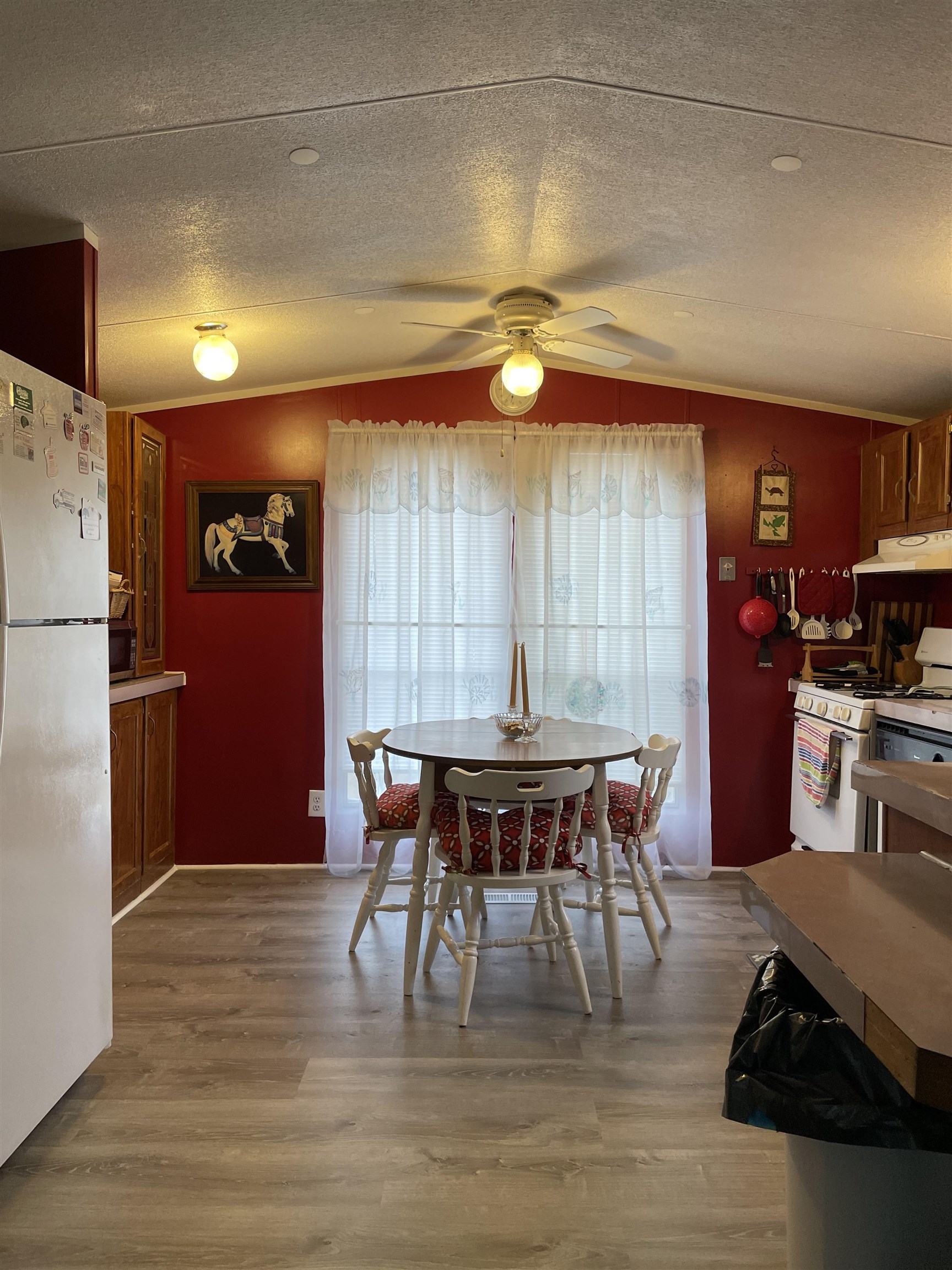27 North Windy Road Tilton, NH 03276 - Photo 3 of 15