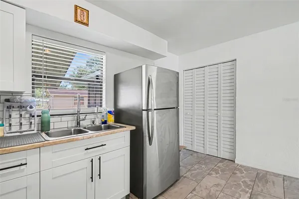 $350,000 | 2208 Iris Way, Fort Myers, FL 33905