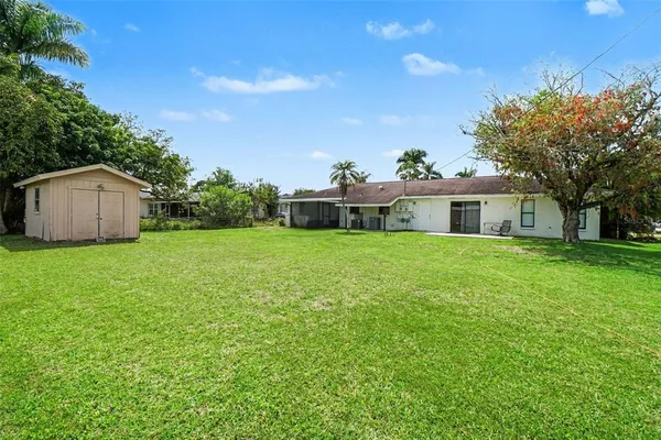 $350,000 | 2208 Iris Way, Fort Myers, FL 33905