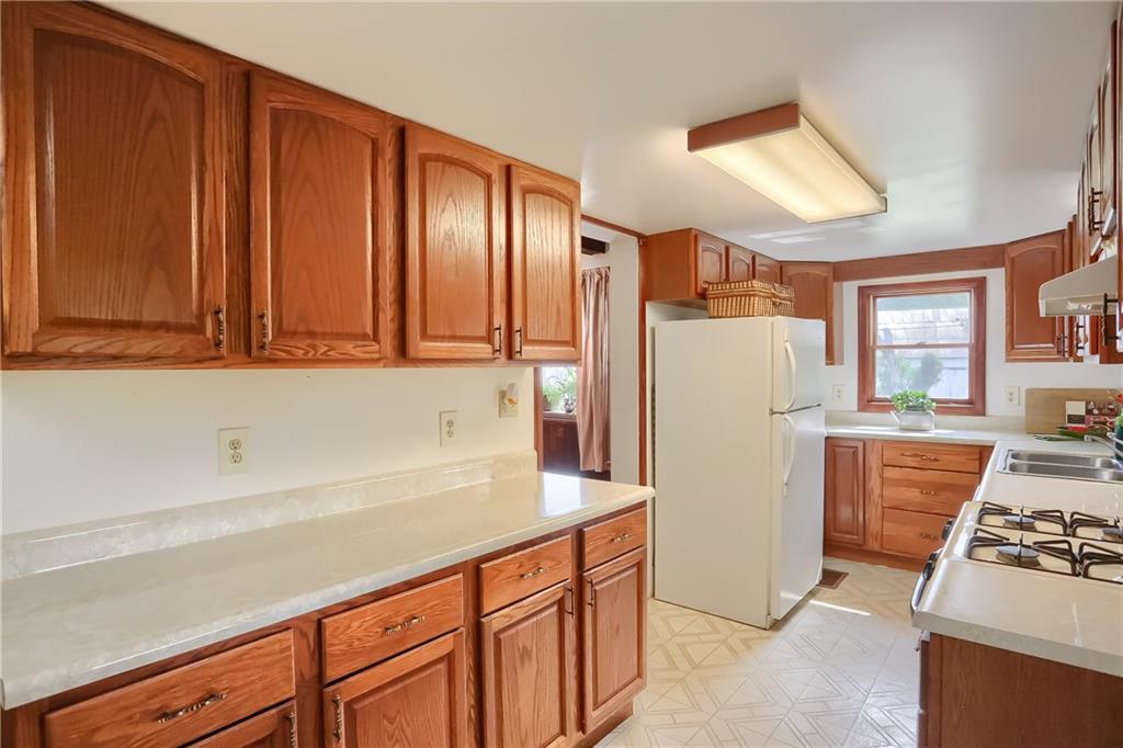 116 Matthews Spur Road Eighty Four, PA 15330 - Photo 13 of 25