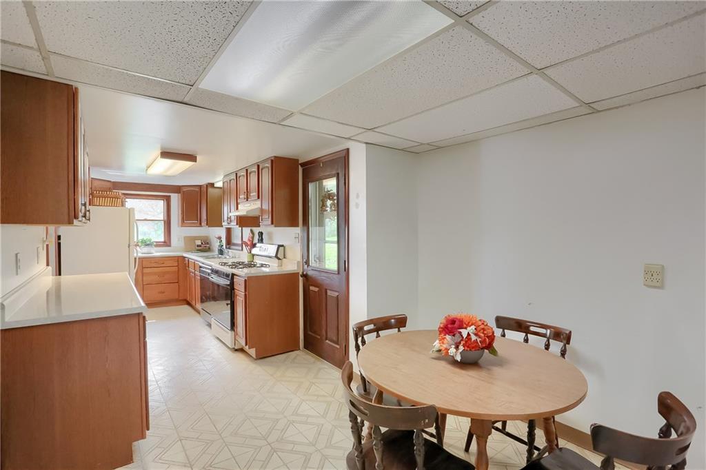 116 Matthews Spur Road Eighty Four, PA 15330 - Photo 15 of 25