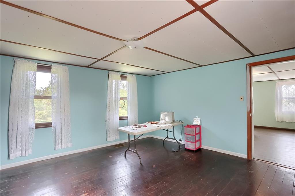 116 Matthews Spur Road Eighty Four, PA 15330 - Photo 22 of 25