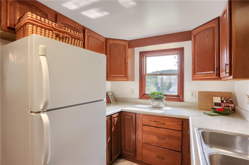 116 Matthews Spur Road Eighty Four, PA 15330 - Photo 10 of 25