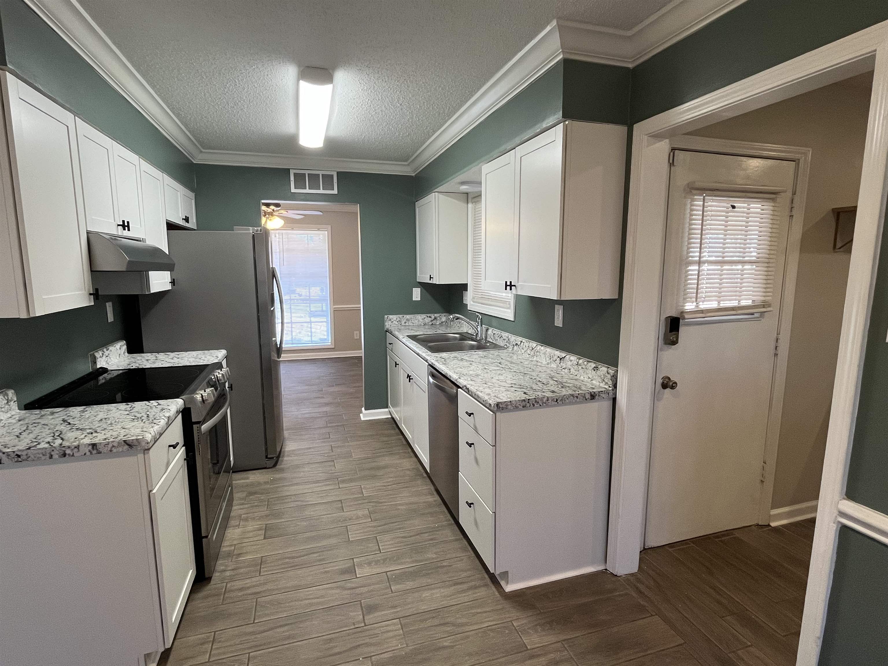 7070 Tree Line Cove Memphis, TN 38133 - Photo 11 of 22