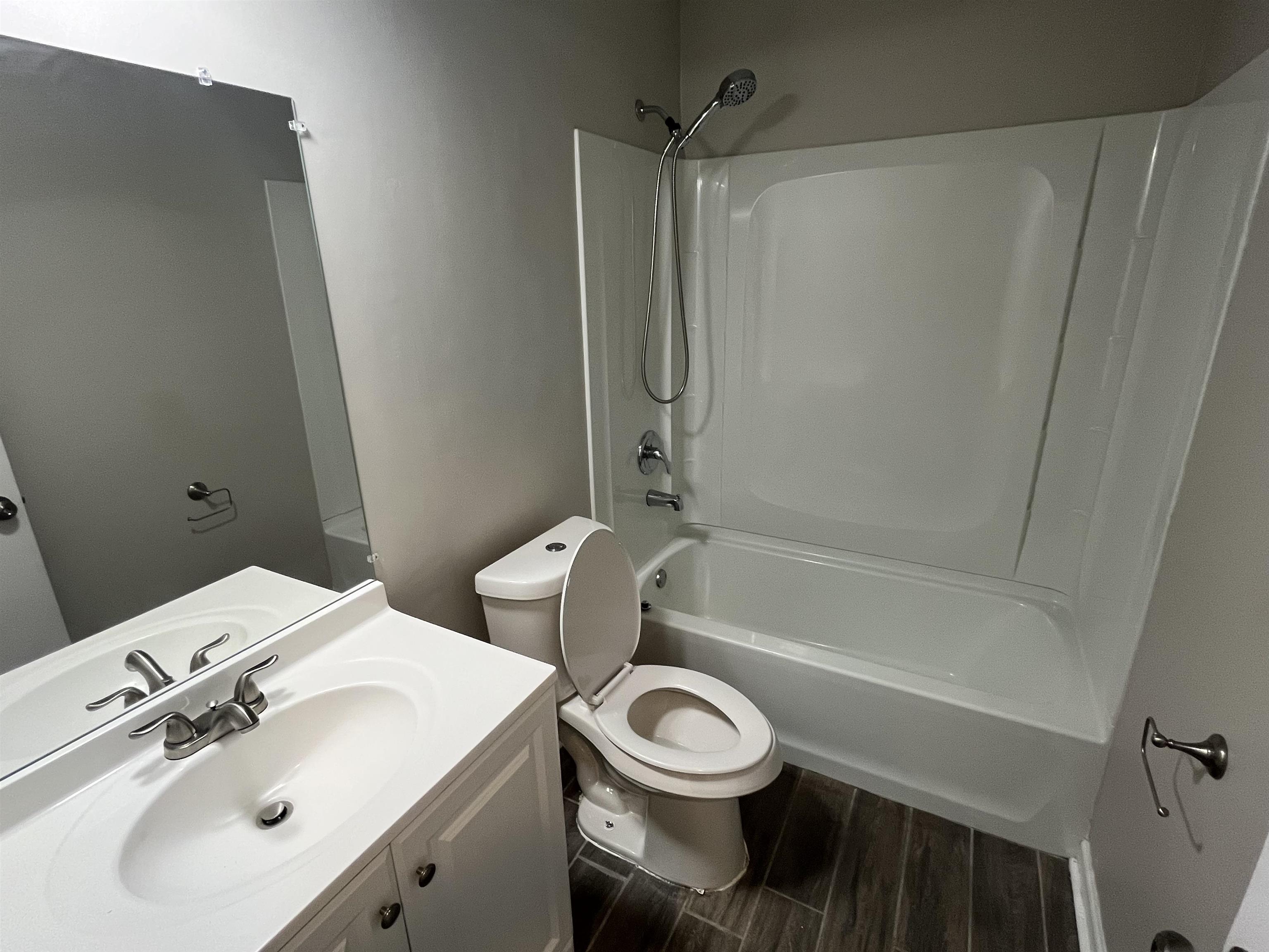 7070 Tree Line Cove Memphis, TN 38133 - Photo 15 of 22