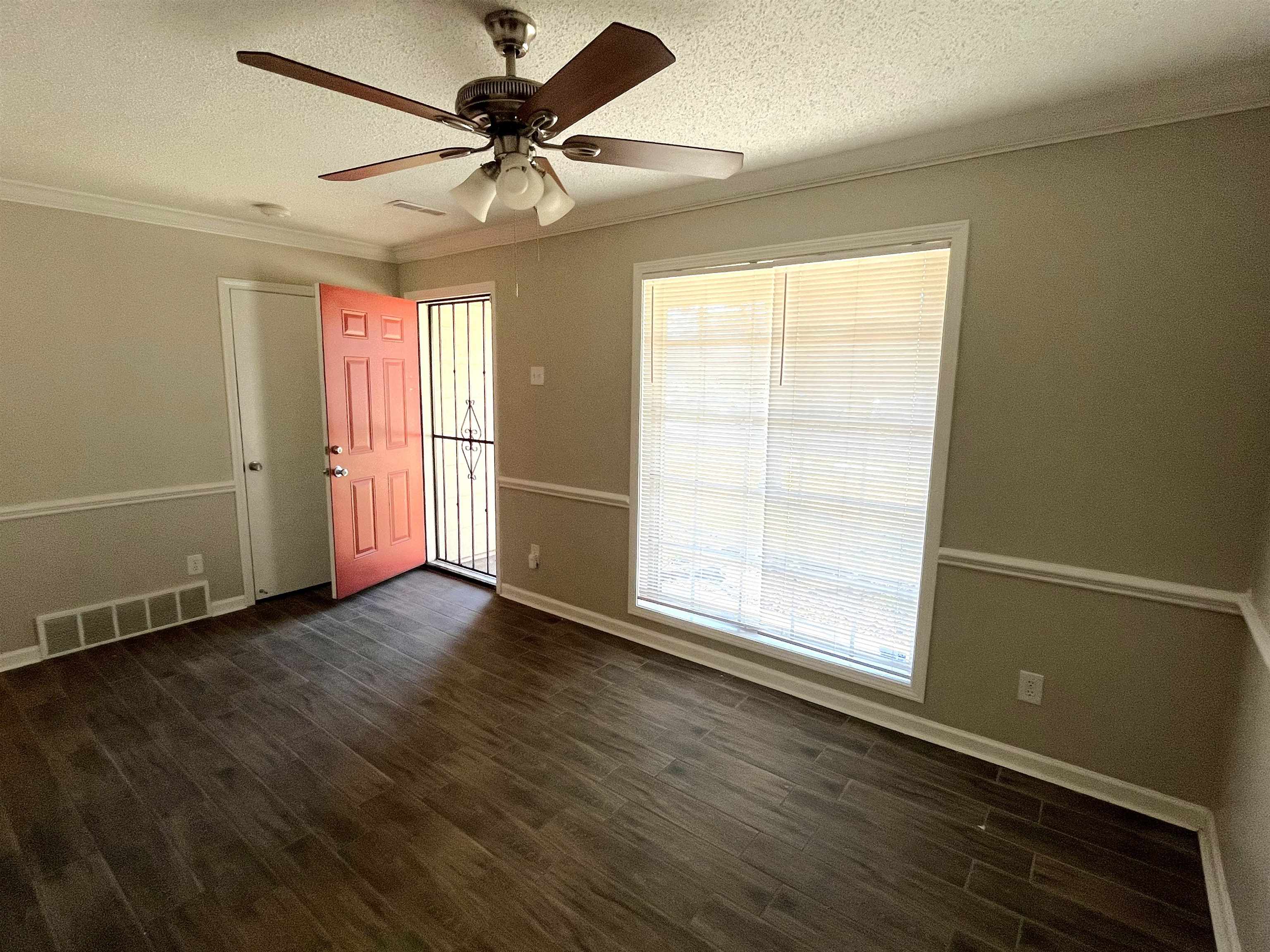 7070 Tree Line Cove Memphis, TN 38133 - Photo 4 of 22