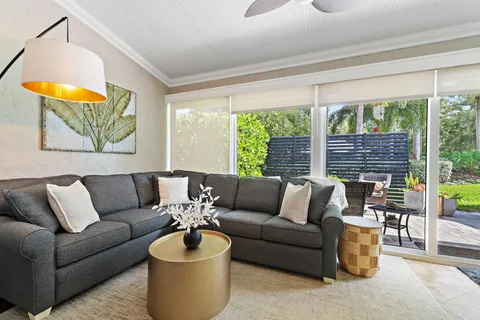 $499,900 | 2387 Southwest Foxpoint Way, Palm City, FL 34990