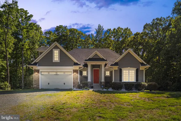$800,000 | 8300 Arlene Acres Drive, Fredericksburg, VA 22408
