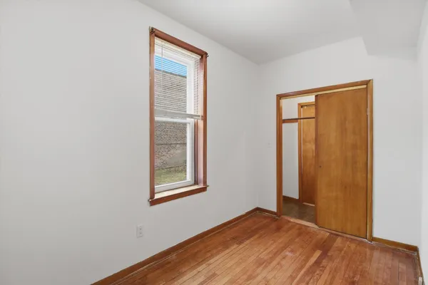 $595,900 | 1633 West 38th Street, Chicago, IL 60609