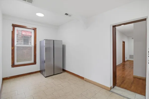 $595,900 | 1633 West 38th Street, Chicago, IL 60609
