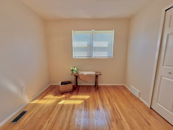 $230,000 | 6924 Belton Street, Garden City, MI 48135