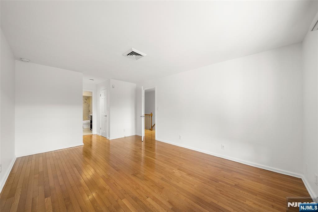 300 Gorge Road, Unit 1 Cliffside Park, NJ 07010 - Photo 13 of 33