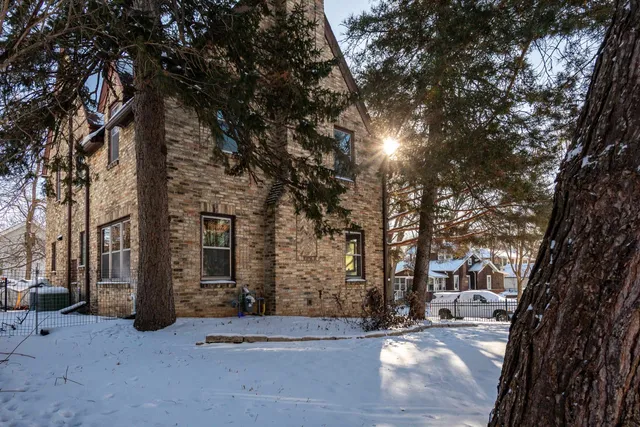 $1,195,000 | 2230 Chadbourne Avenue, Madison, WI 53726