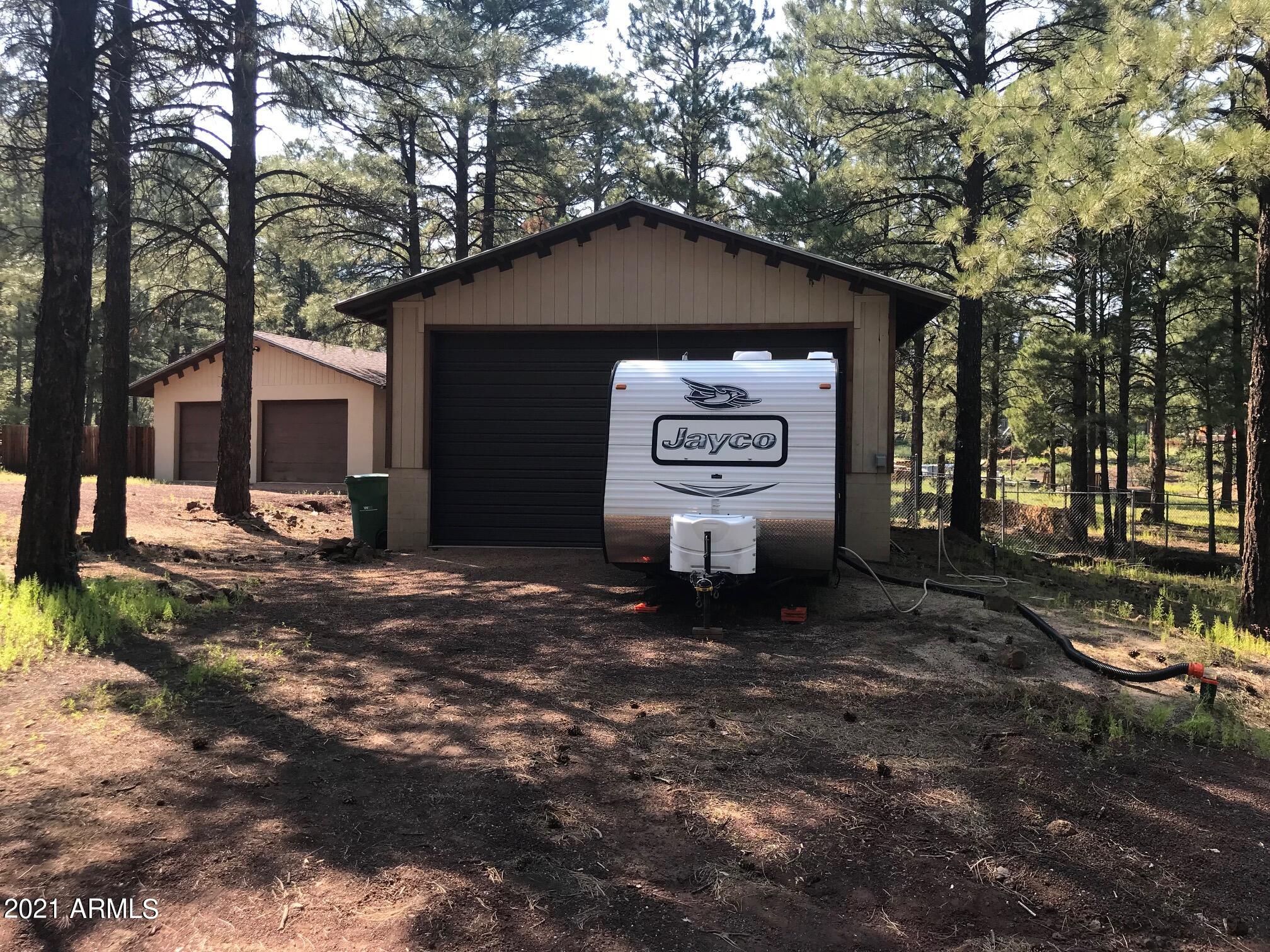 7220 Lindsey Road Flagstaff, AZ 86004 - Photo 4 of 43 rv garage: work shop