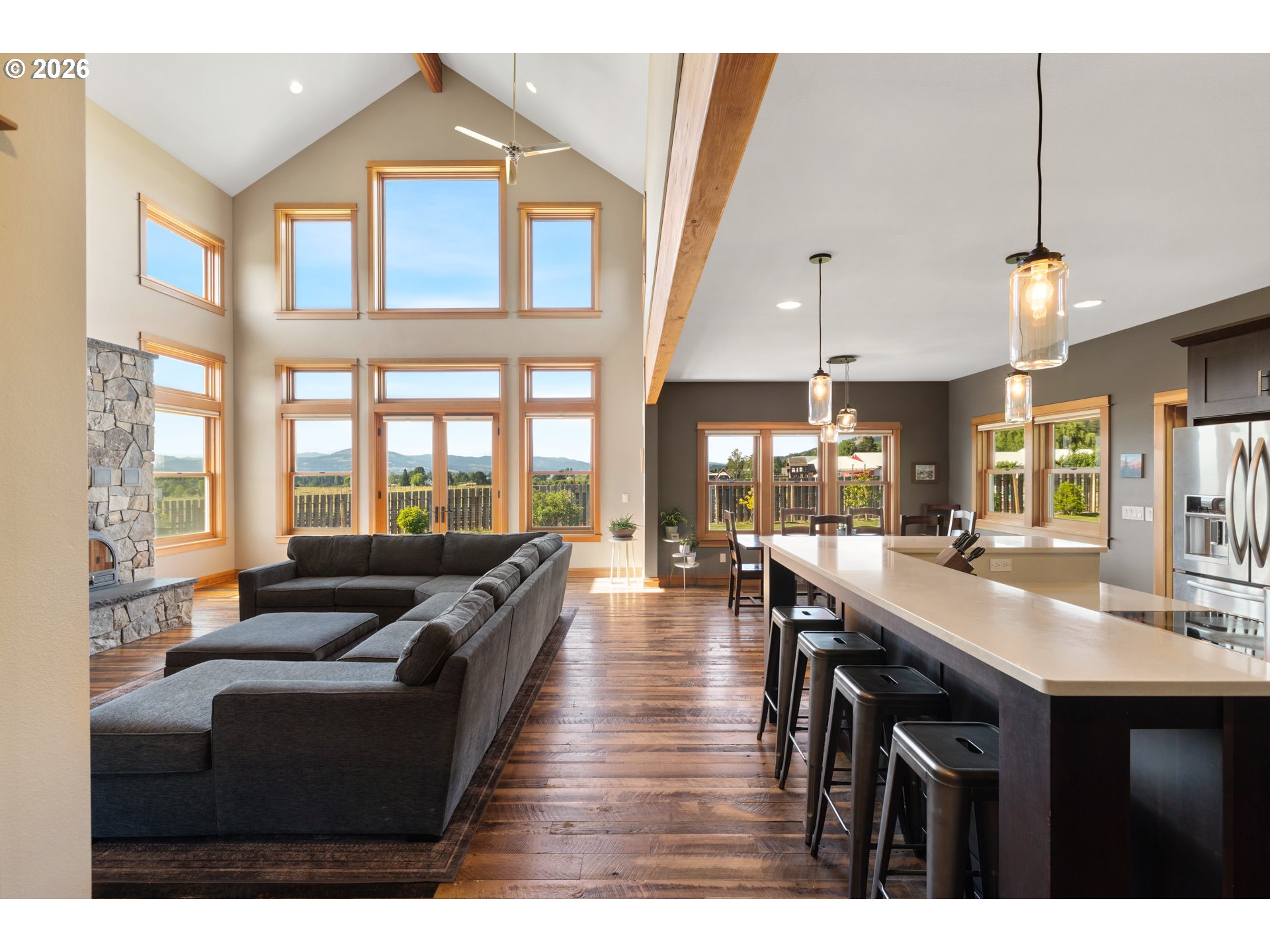 3066 Thomsen Road Hood River, OR 97031 - Photo 14 of 48