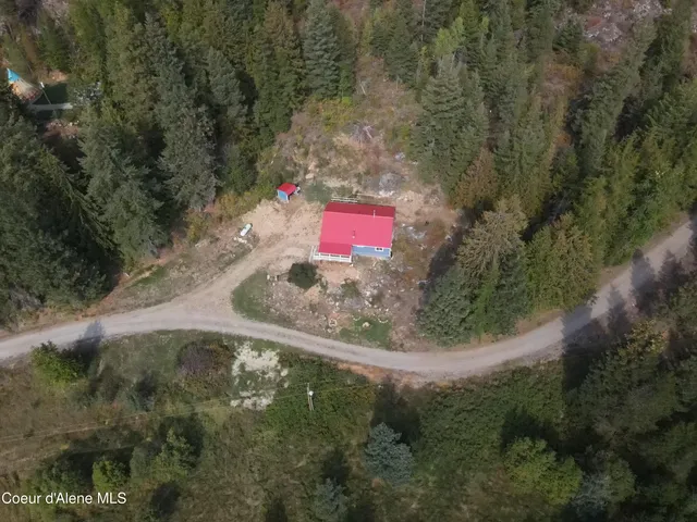 $400,000 | 194 Quartz Lane, Naples, ID 83847