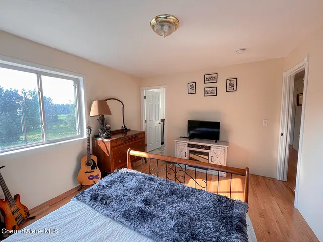 $400,000 | 194 Quartz Lane, Naples, ID 83847