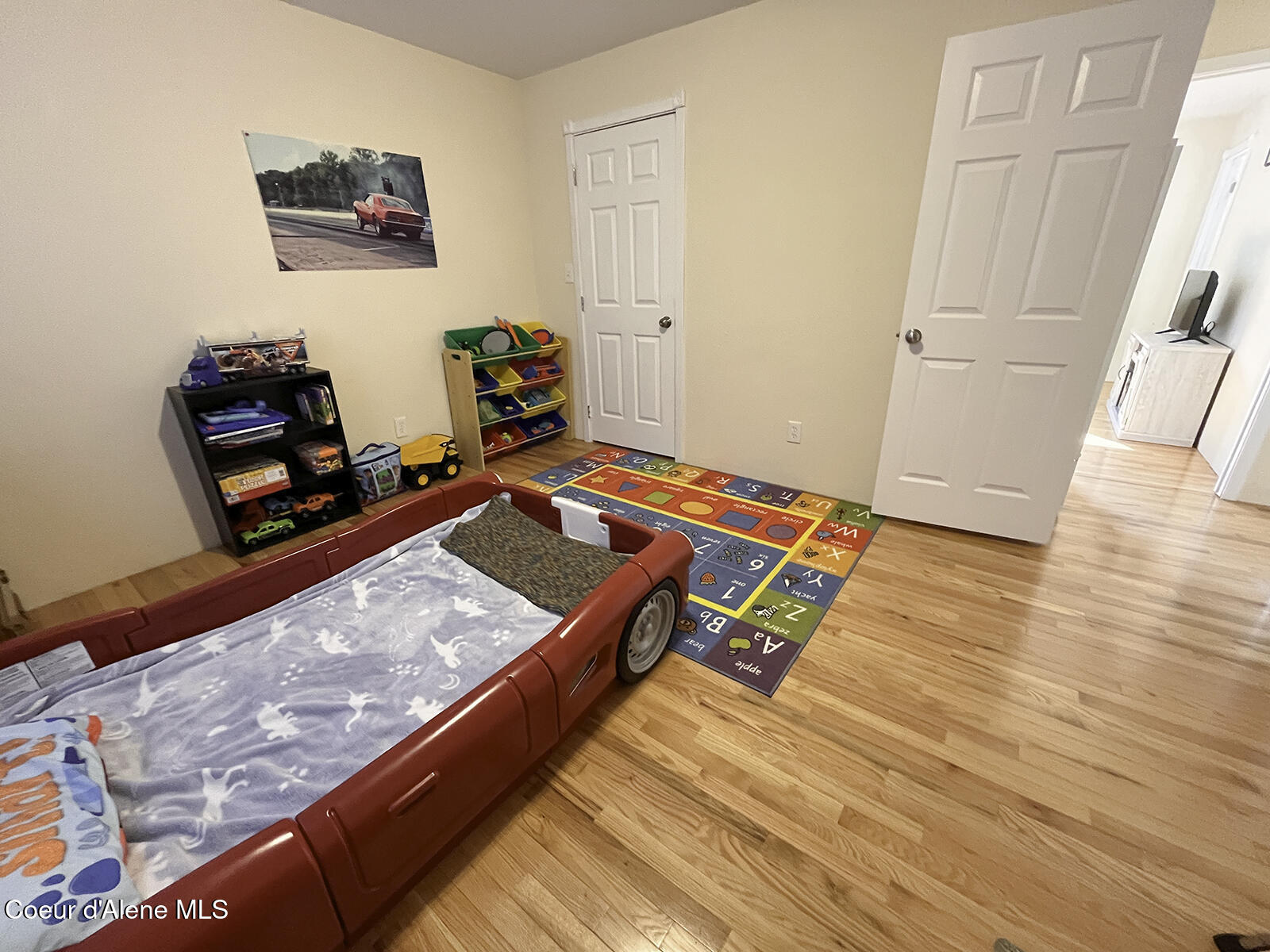 194 Quartz Lane Naples, ID 83847 - Photo 9 of 21 2ndbed2t