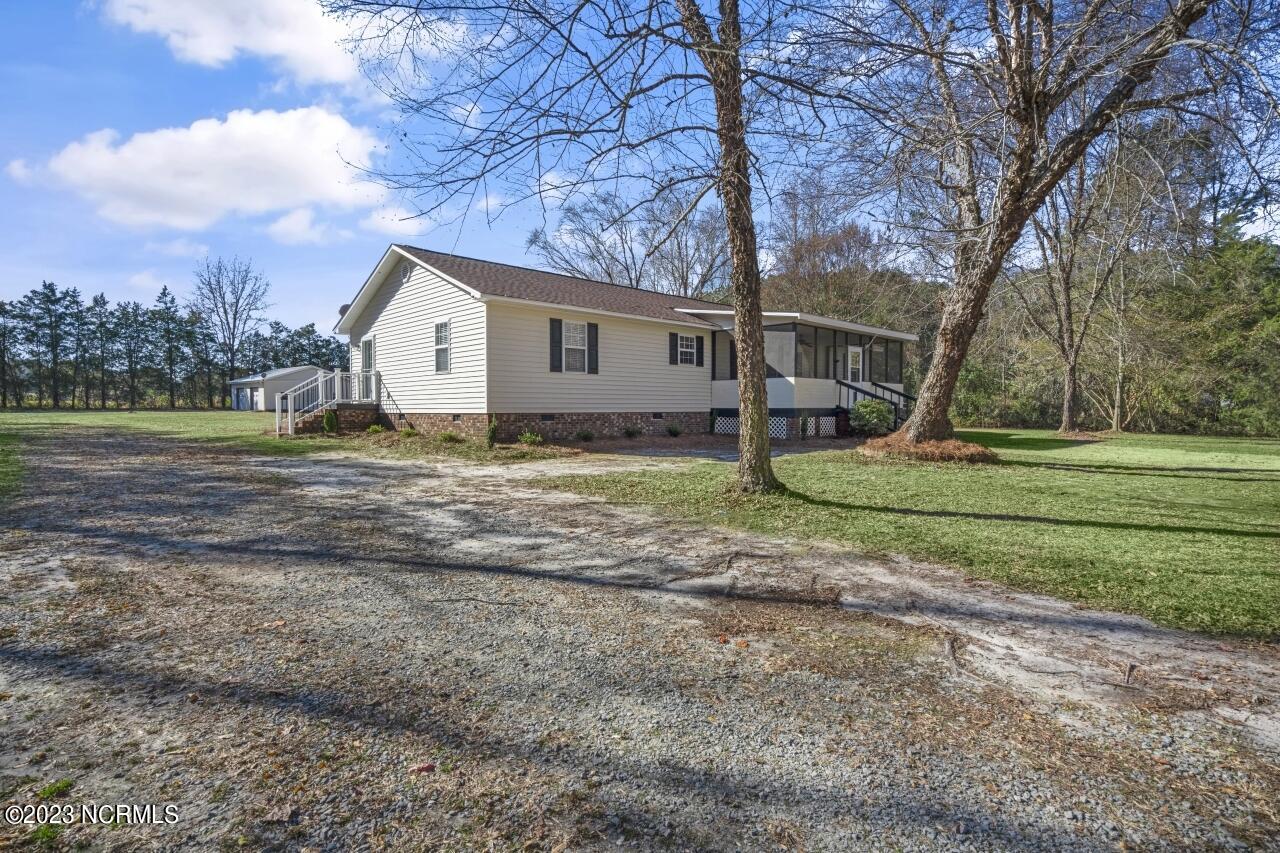 2255 Memorial Church Road Kenly, NC 27542 - Photo 2 of 38 Driveway