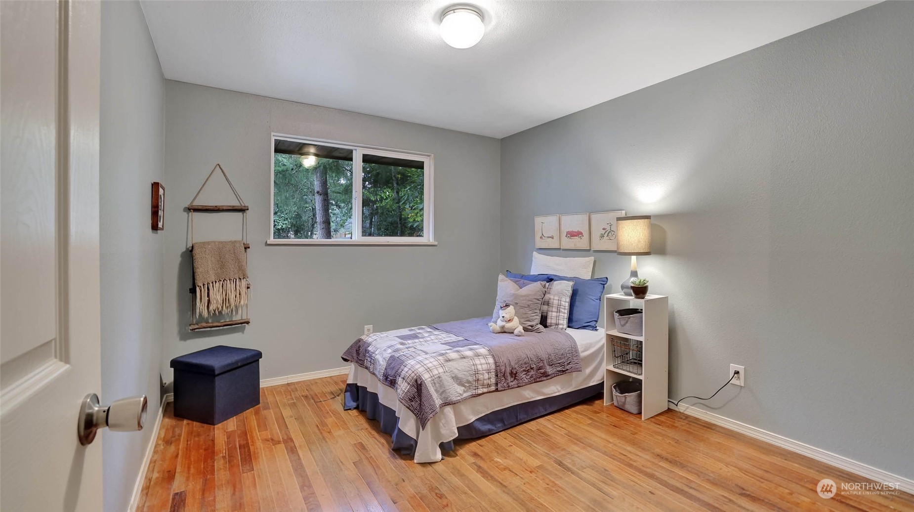 14333 165th Place Southeast Renton, WA 98059 - Photo 21 of 36 a bedroom with a bed and a window