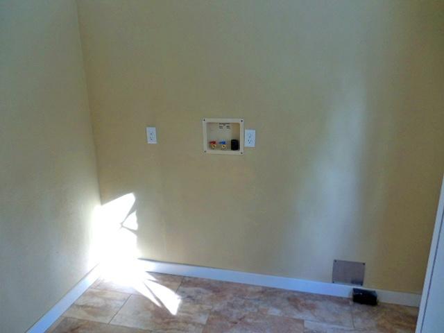 16065 Dick Road La Pine, OR 97739 - Photo 8 of 24 08