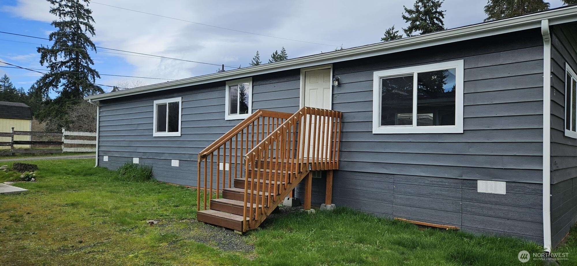 2958 Northwest Mountain View Road, Unit F Silverdale, WA 98383 - Photo 2 of 22