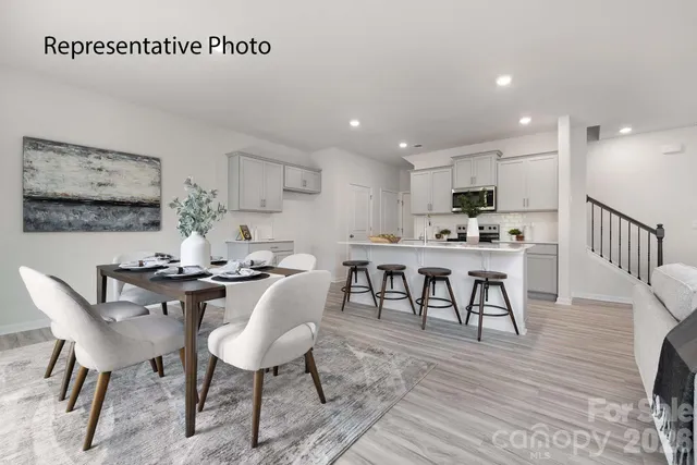 $299,000 | 1365 37th Ave Lane Northeast, Hickory, NC 28601