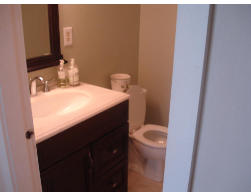2 Blacksmith Road, Unit 1 Milton, MA 02186 - Photo 5 of 12 Gallery Image 5