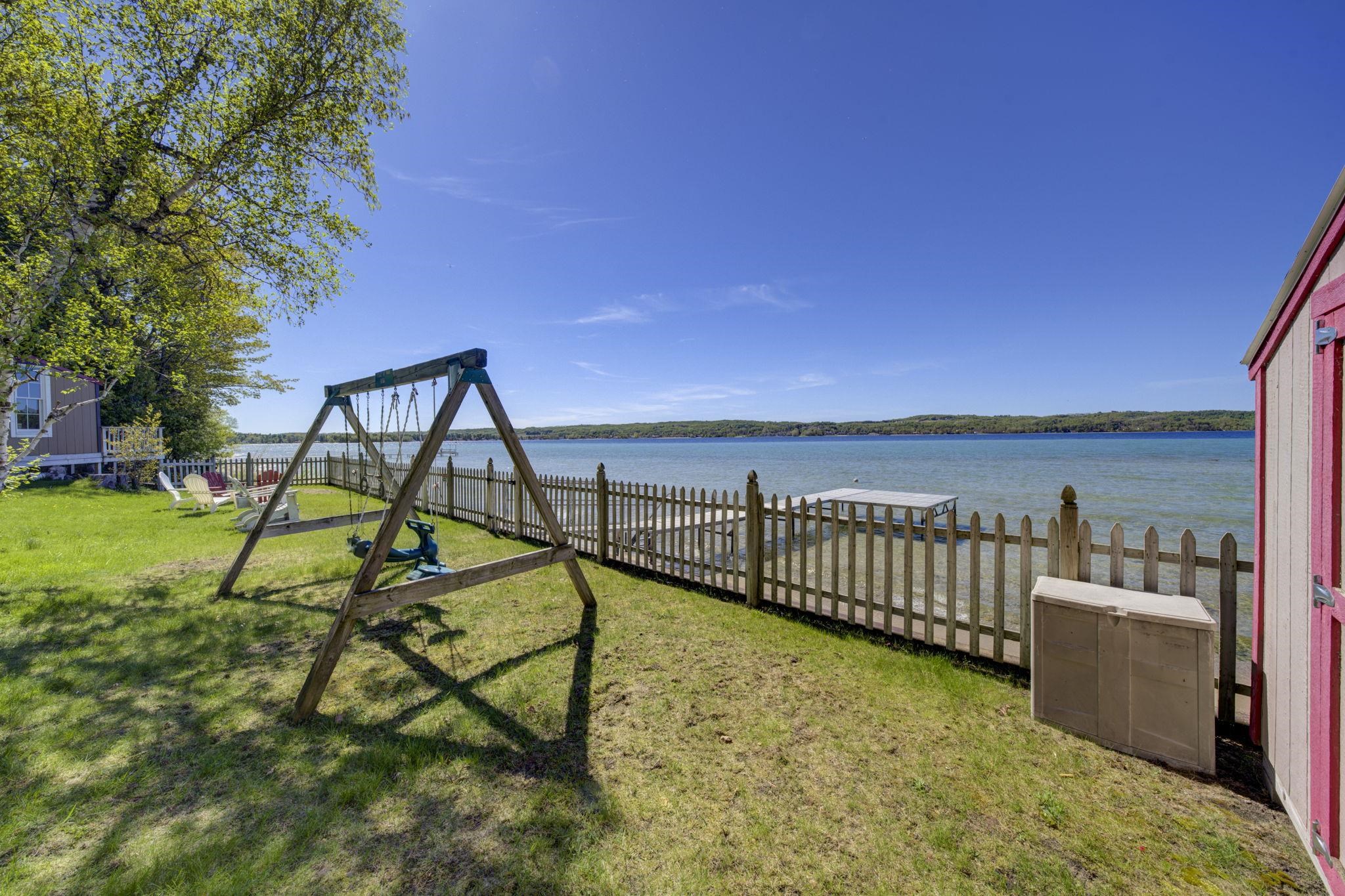 488 South Stony Point Road Suttons Bay, MI 49682 - Photo 32 of 41