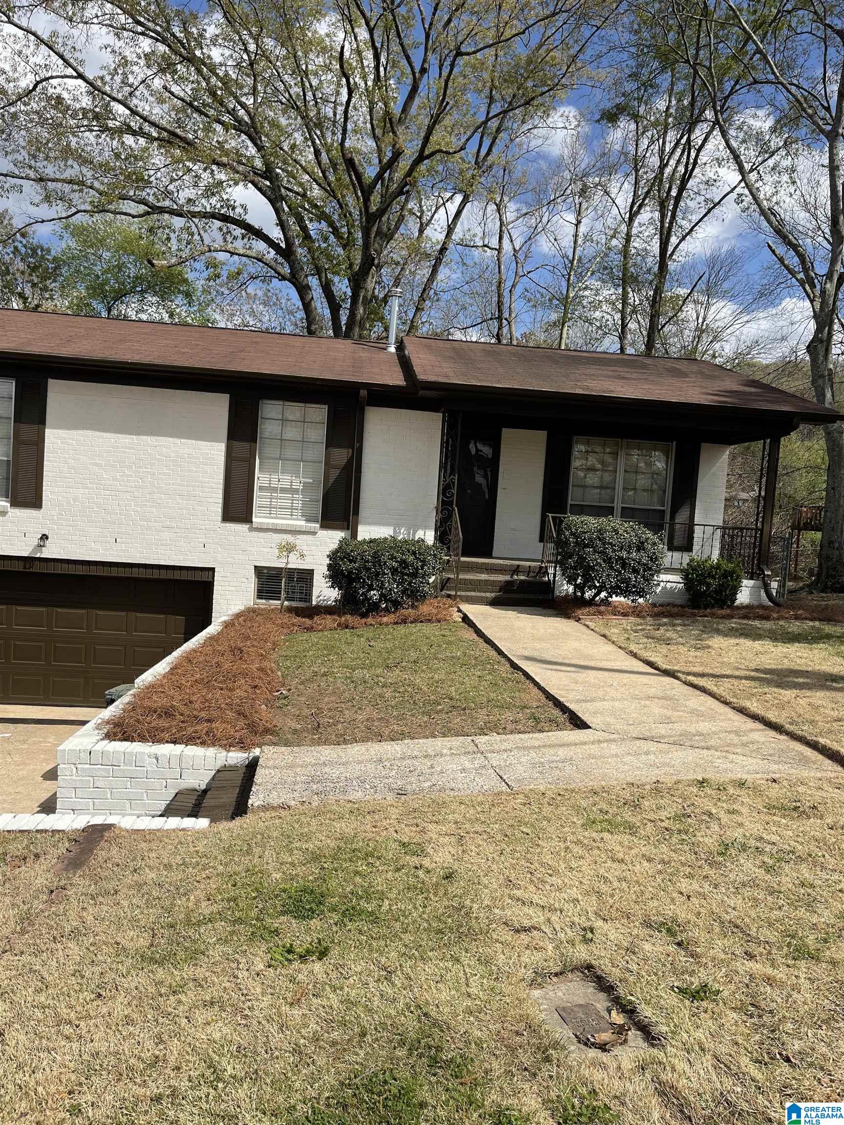 3021 Wenonah Park Road Southwest Birmingham, AL 35211 - Photo 1 of 23